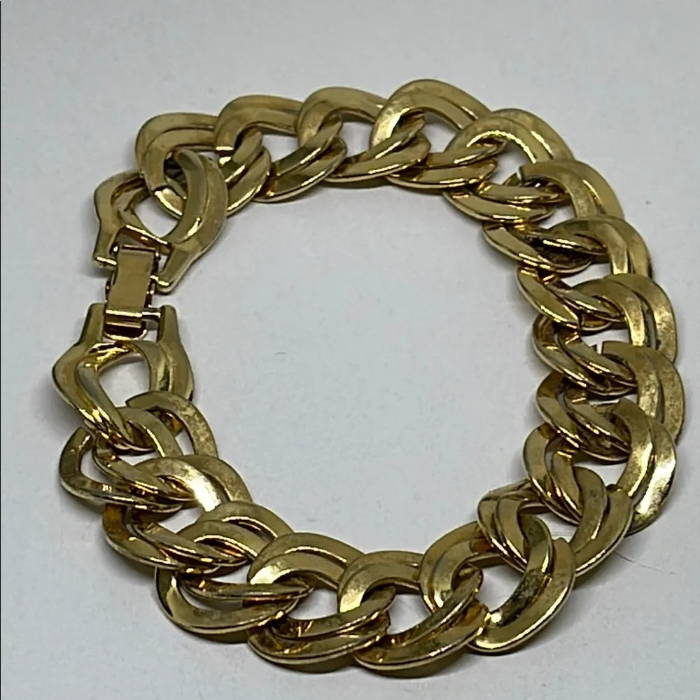 Vintage Chunky Gold Chain Bracelet